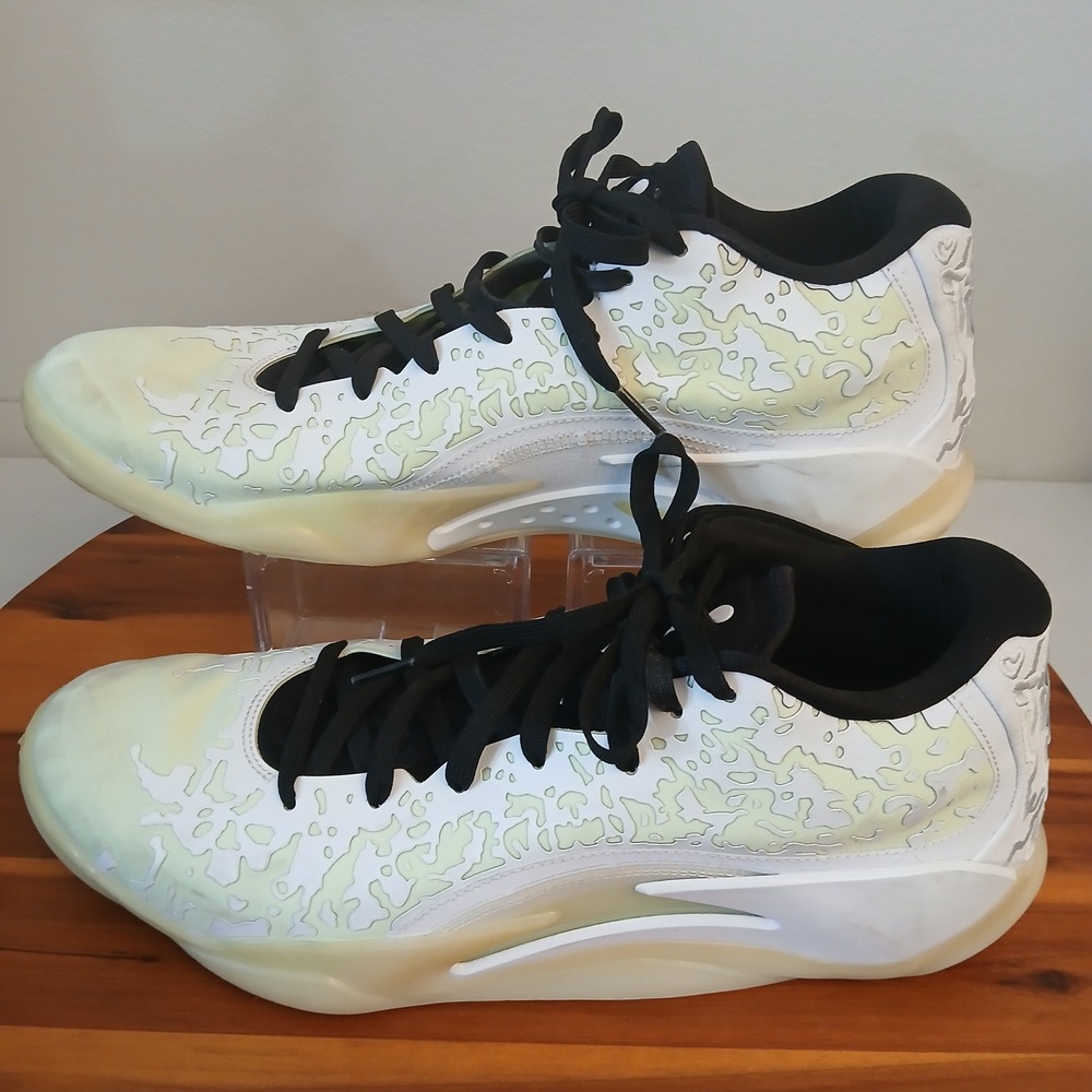 Nike Air Jordan Zion 3 Men 13 White Basketball Shoes Sneakers DR0675-110